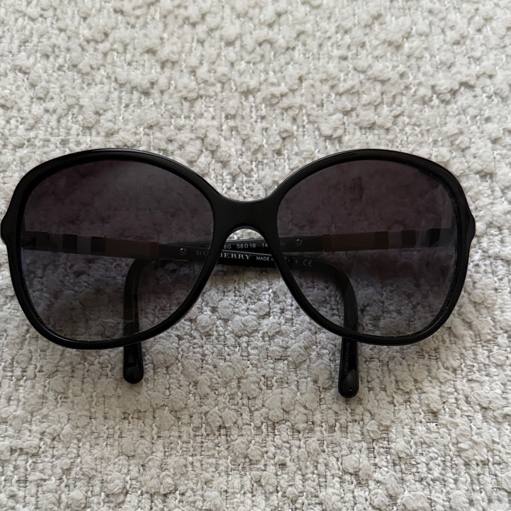 Women’s Burberry Sunglasses